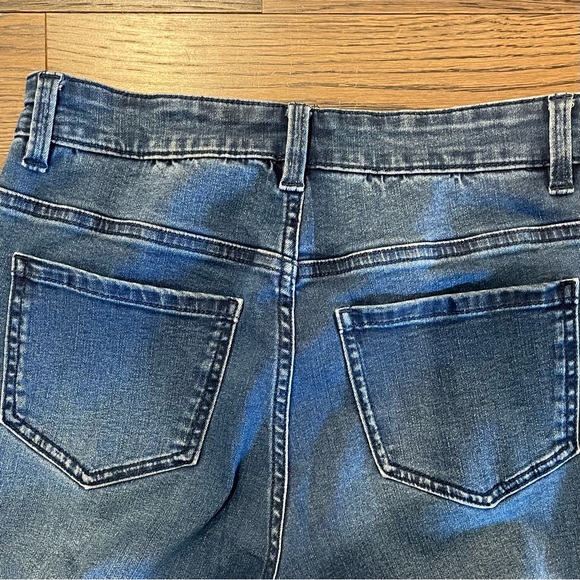 Universal Standard High-Rise Skinny Jeans - Picture 4 of 4